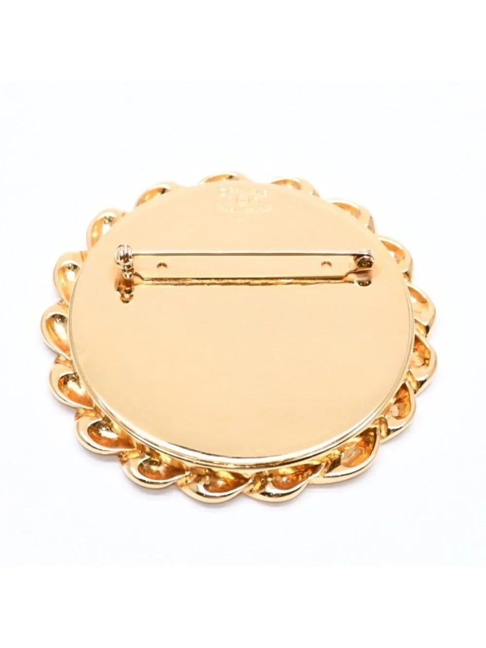 Chanel CC Logo Vintage Rope Edge Brooch 2 Gold Plated